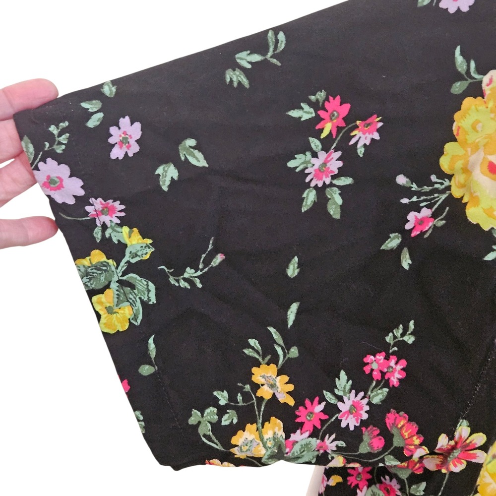 Urban Outfitters Hawaiian XL Tropical Multi Colored Floral on Black Rayon Shirt - Picture 4 of 6
